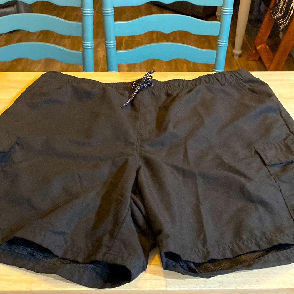 Old Navy Men’s Black Cargo Swim Trunks